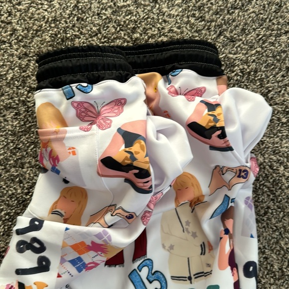 Taylor Swift Jogger pants sz M - Picture 6 of 7